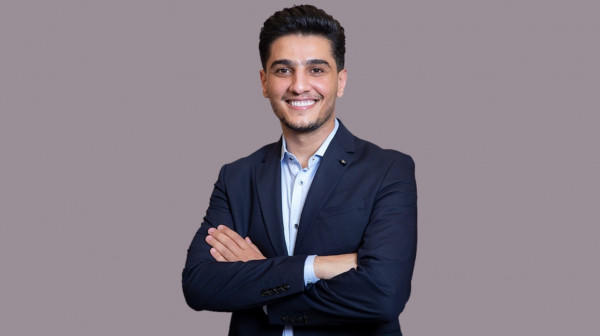 محمد عساف عن زوجته: كانت خايفة مني