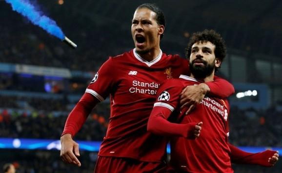 ليفربول يضحي باستمرار صلاح لإرضاء (ابنه)