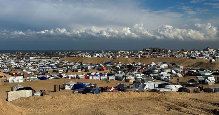 بدء إجلاء الفلسطينيين من رفح قبل شن الهجوم